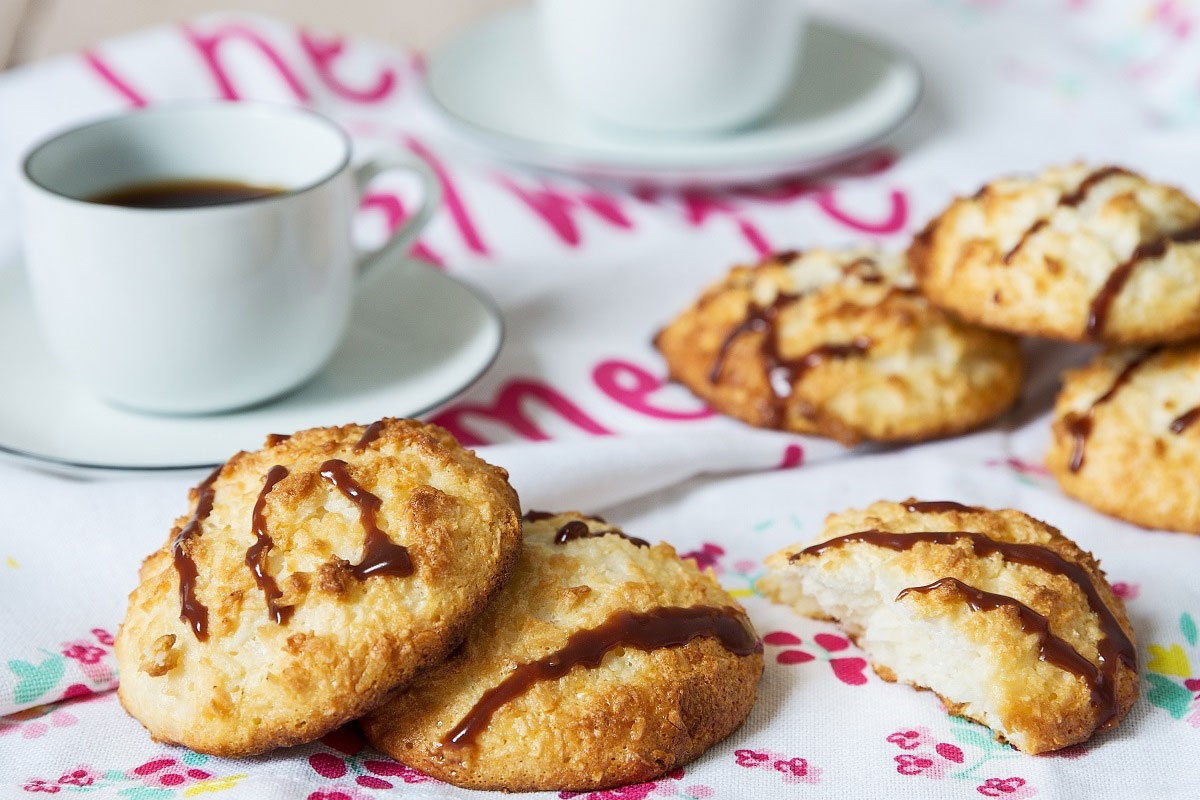 Easy Coconut Macaroons