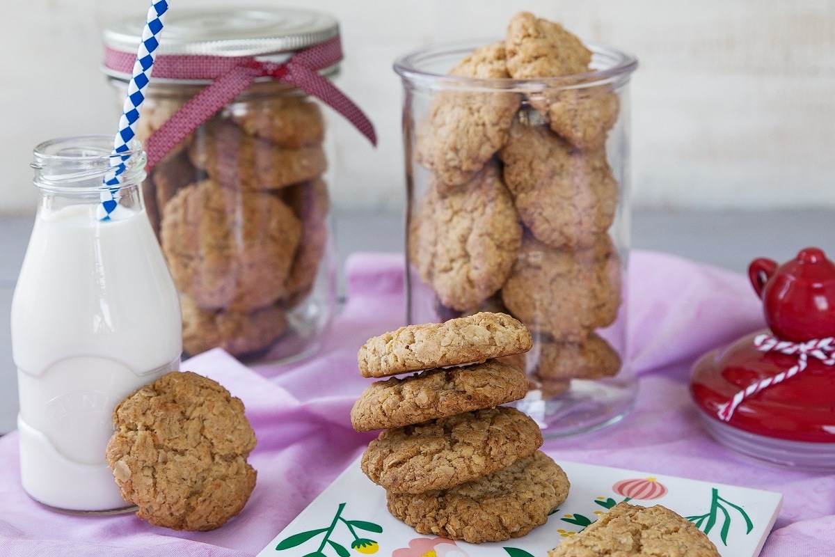 Spicy Oat Cookies