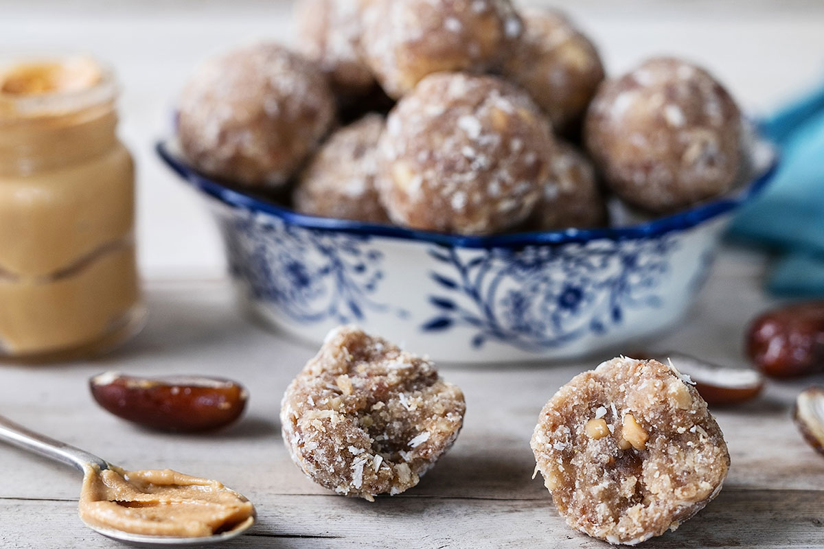 Peanut Butter & Coconut Bites