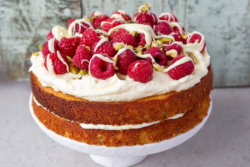 Raspberry & Pistachio Cake