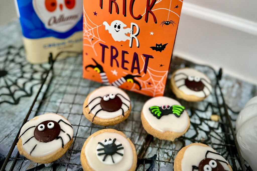 Halloween Spider Cookies