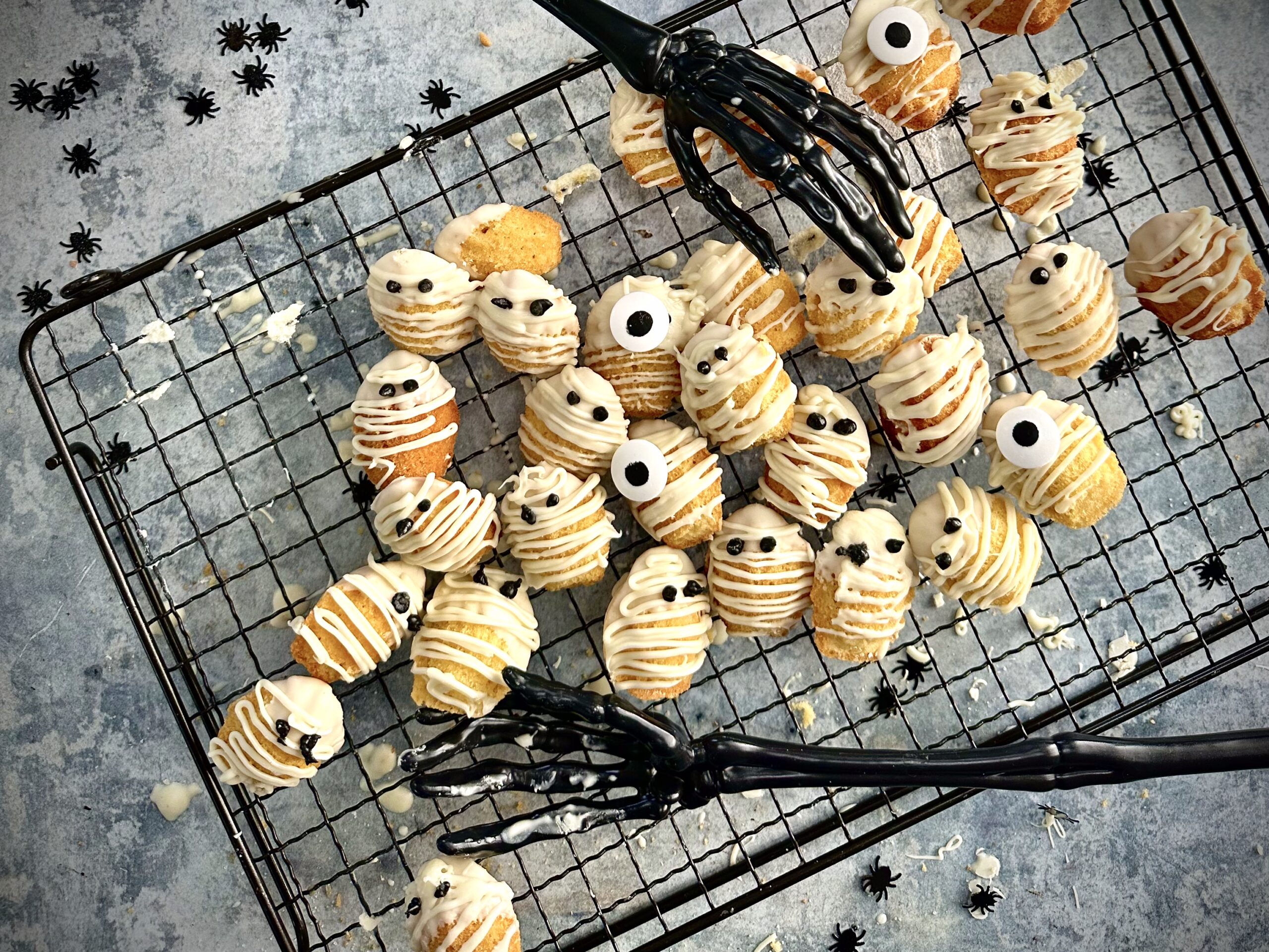 Halloween Mummy Madeleines